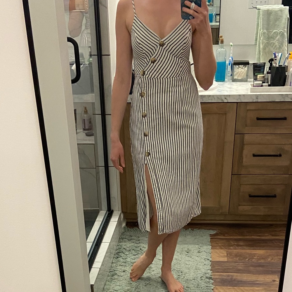 Abercrombie & Fitch Black and White Linen Blend Midi Sundress - Picture 13 of 13